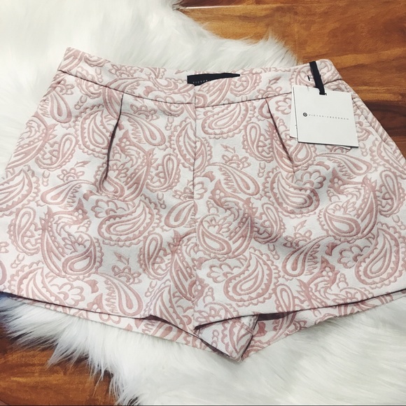 NWT Victoria Beckham Target Paisley Shorts - Picture 2 of 6
